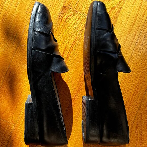 Joan & David Black Woven Loafers - Picture 3 of 7